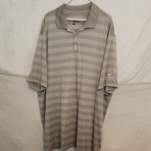 Nike Men's Light Gray Polo Shirt with Stripes